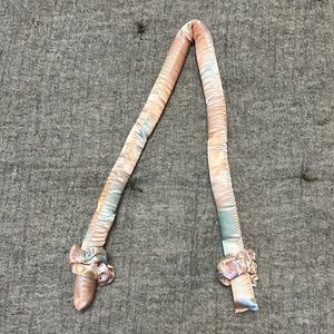 Heartless Curler - Urban Outfitters